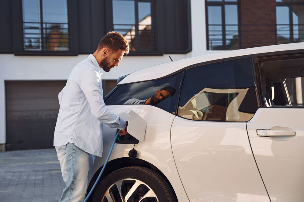 Debunking Common Myths About Electric Vehicles: A Comprehensive Review